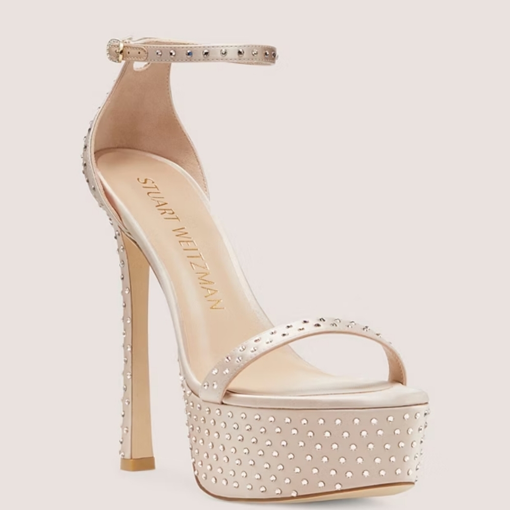 Stuart Weitzman. Size 6.5. Nude Color.